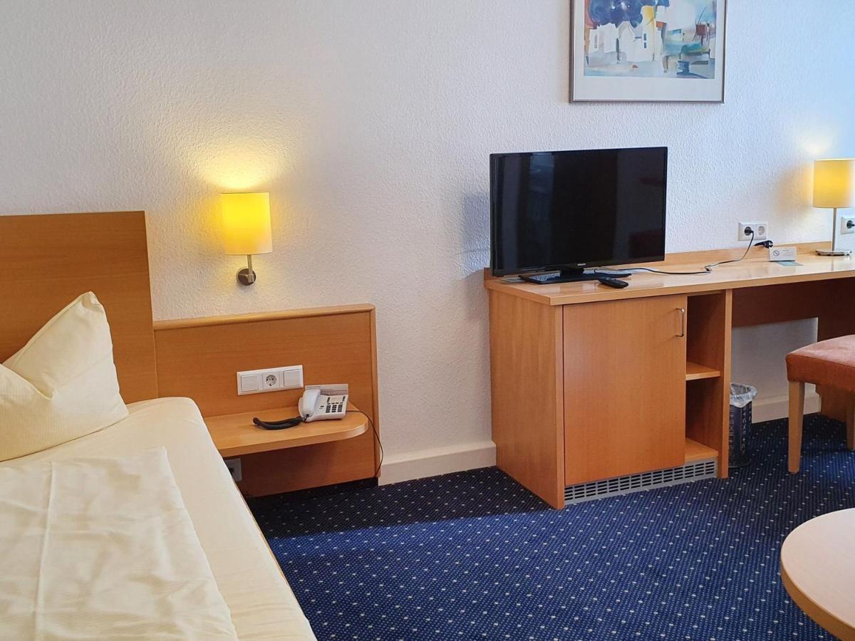 Hotel Restaurant Adler Immenstaad am Bodensee Zewnętrze zdjęcie